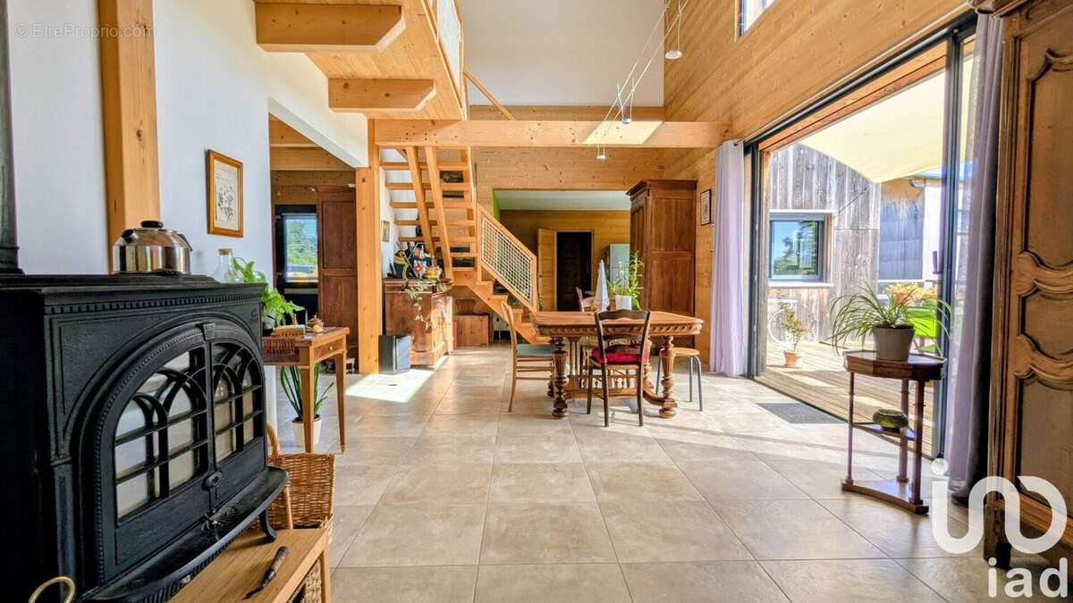 Photo 2 - Maison à ALLEX