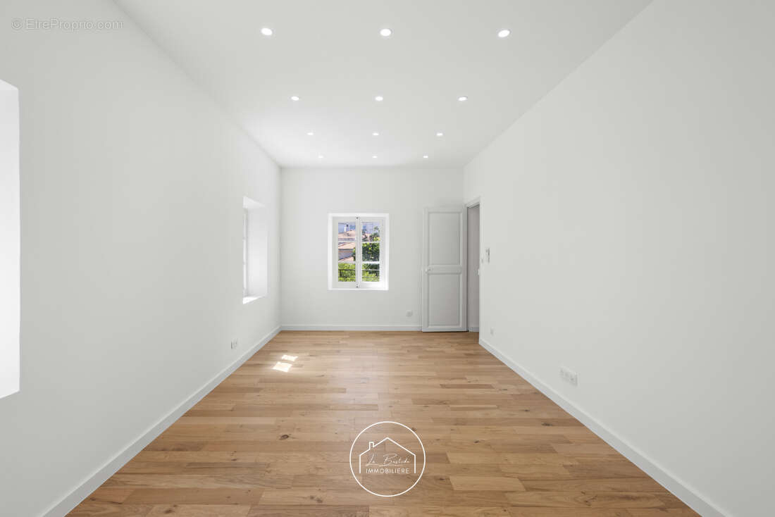 Maison à MARSEILLE-8E