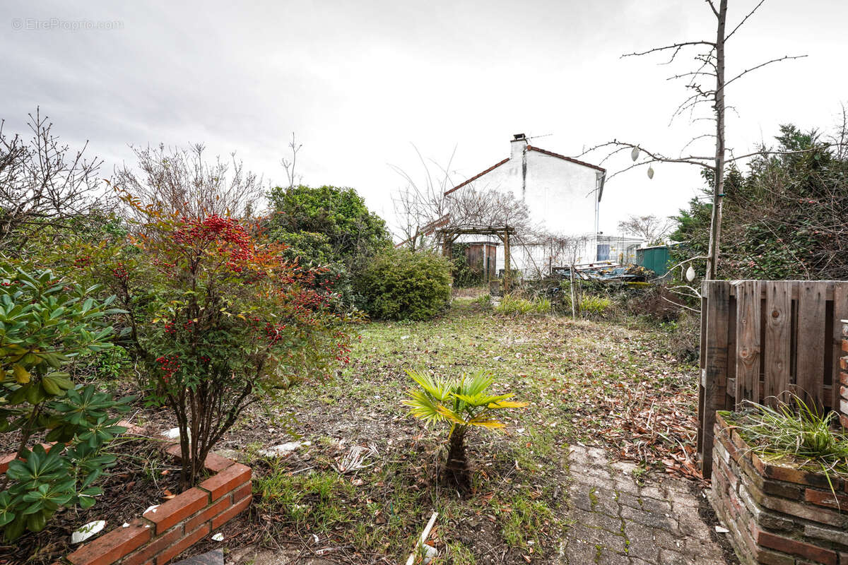Maison à PONT-DU-CHATEAU