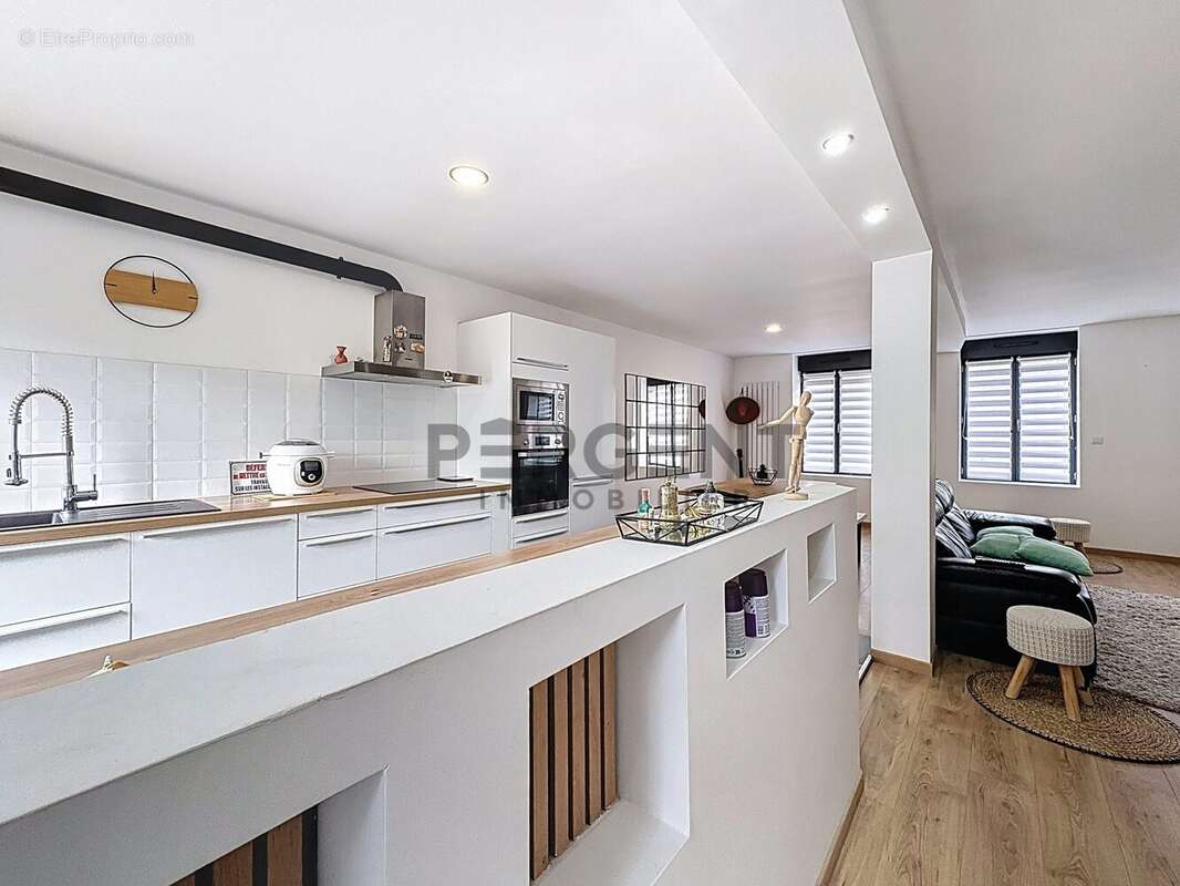 Maison à NOUZONVILLE