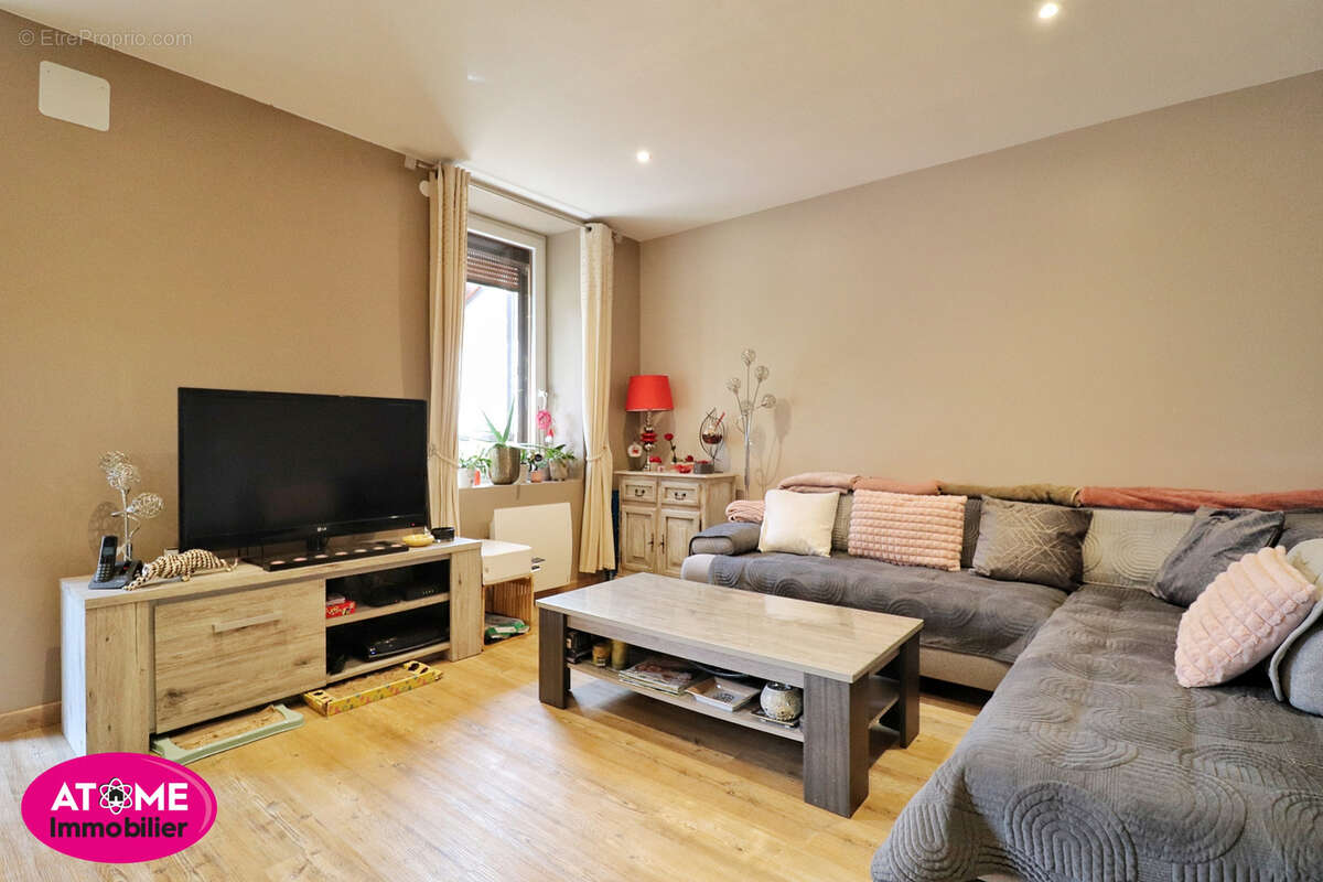 Appartement à AUBOUE