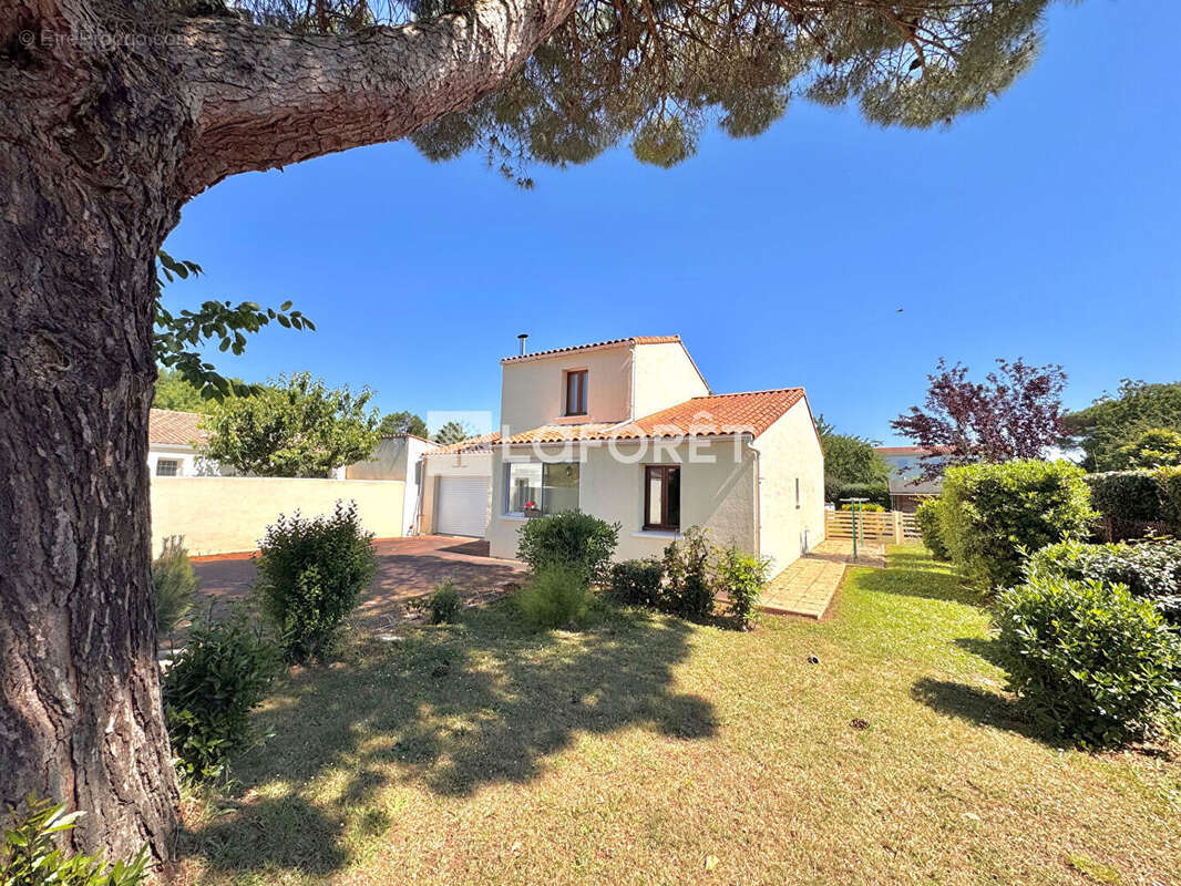 Maison à SAINT-PALAIS-SUR-MER