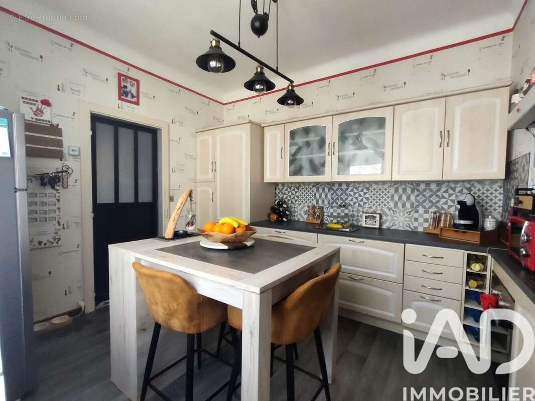 Maison 118 m² à Les Sieges  - photo 8