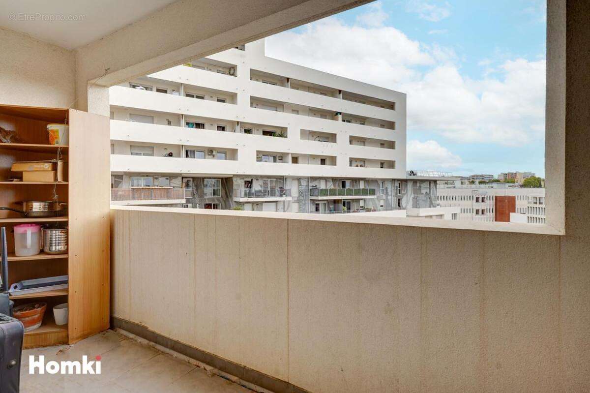 Appartement à MARSEILLE-3E