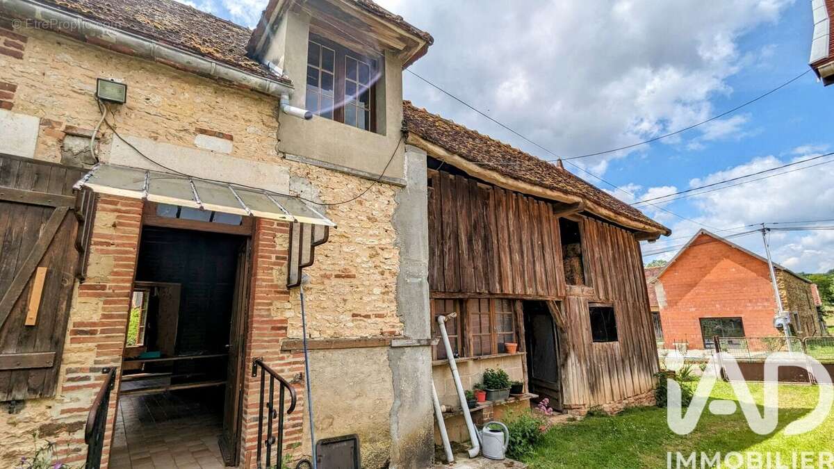 Photo 2 - Maison à VILLY-EN-TRODES