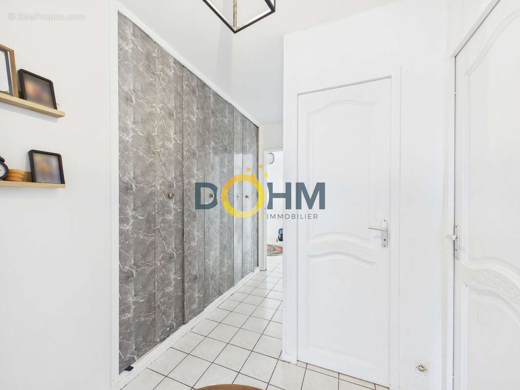Appartement à SAINT-ETIENNE