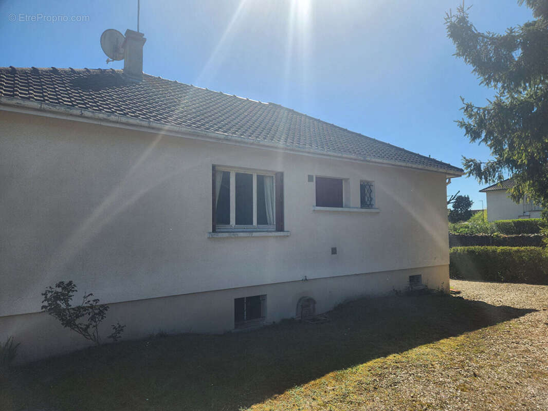 Maison à SAINT-BENOIST-SUR-VANNE