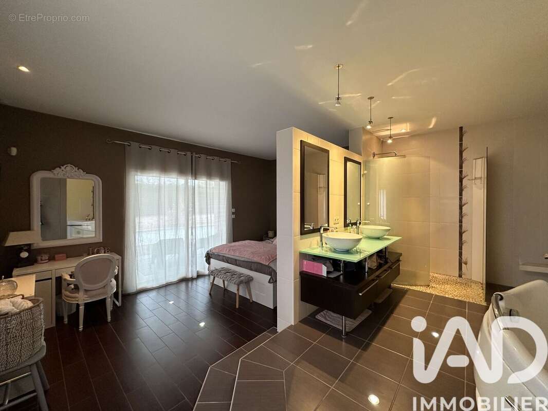 Photo 4 - Maison à BIAS