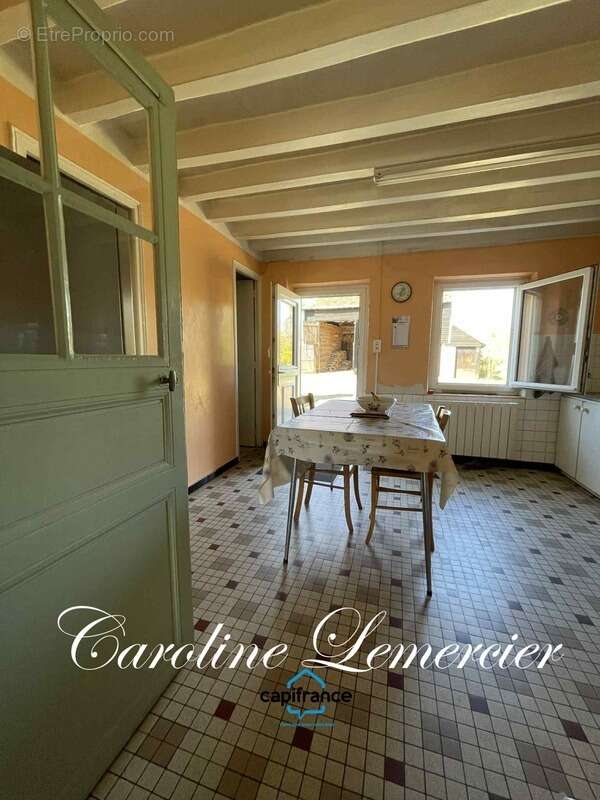 Maison à CONNERRE