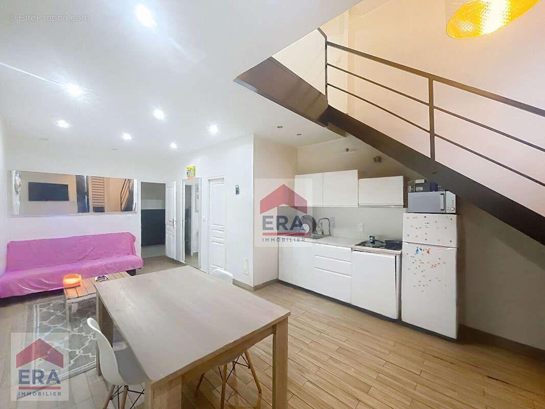 Appartement à MARSEILLE-2E