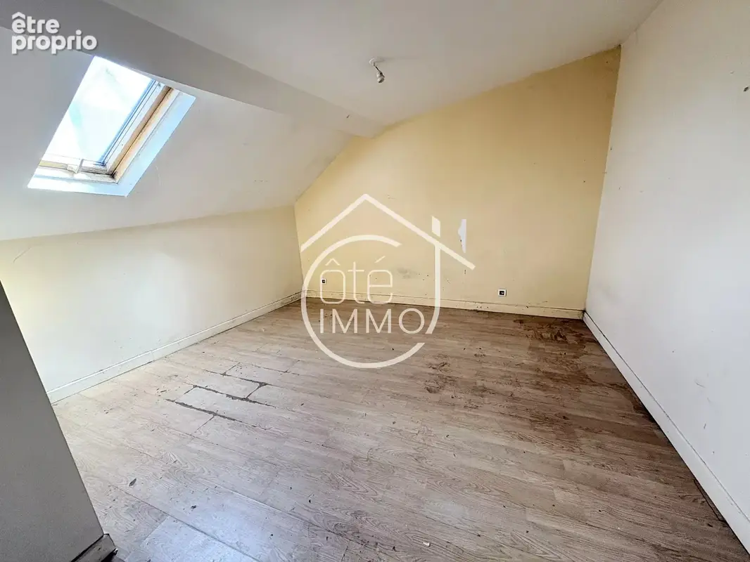 GARDONNE : Immeuble centre 6 pièces de 177m² avec cour - photo 15