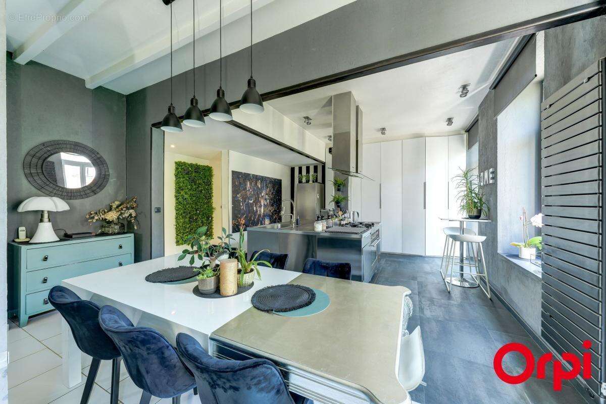 Appartement à CALUIRE-ET-CUIRE