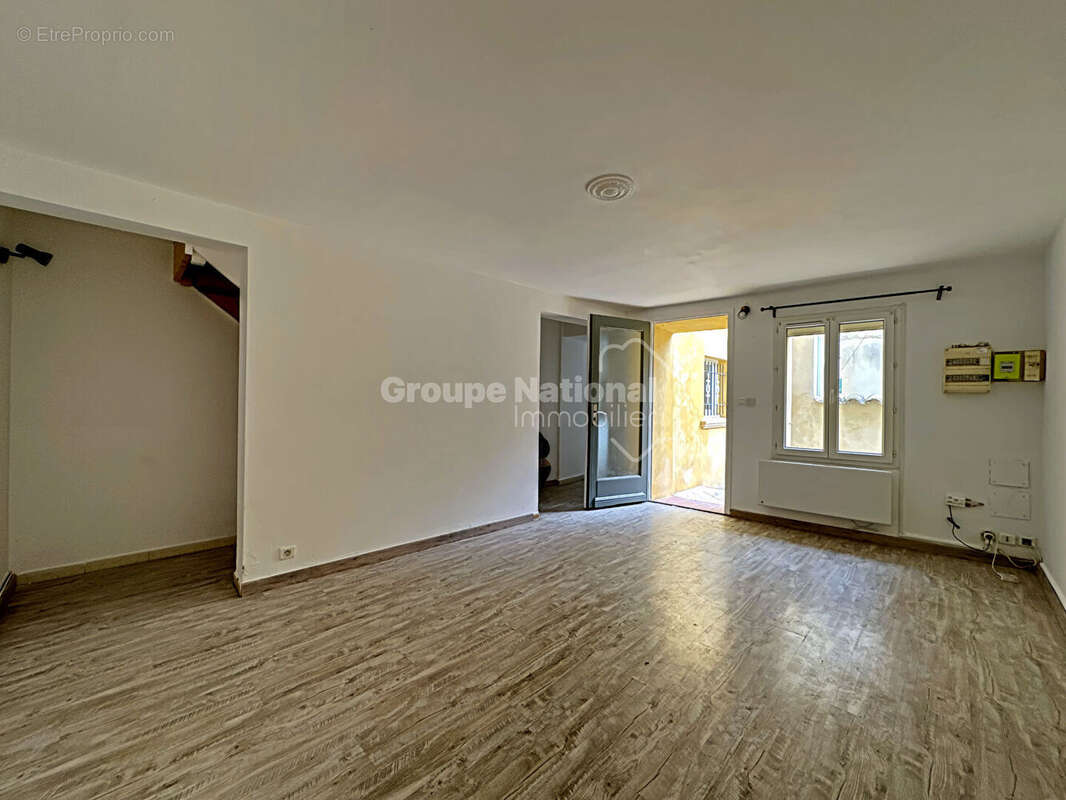 Maison à SAINT-NAZAIRE-DE-PEZAN