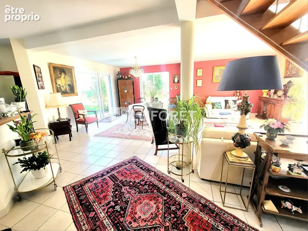 Maison familiale avec garage et  dépendance St Andre des Eaux - photo 2