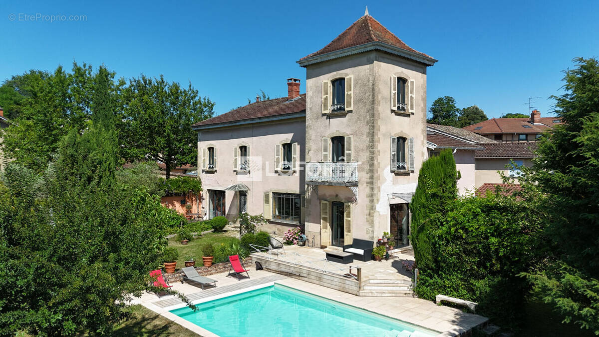 Maison à CHATILLON-SUR-CHALARONNE
