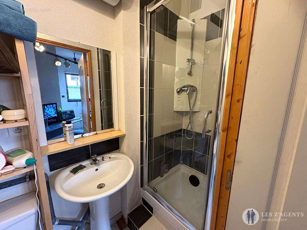 Appartement à SAINT-MARTIN-D'HERES