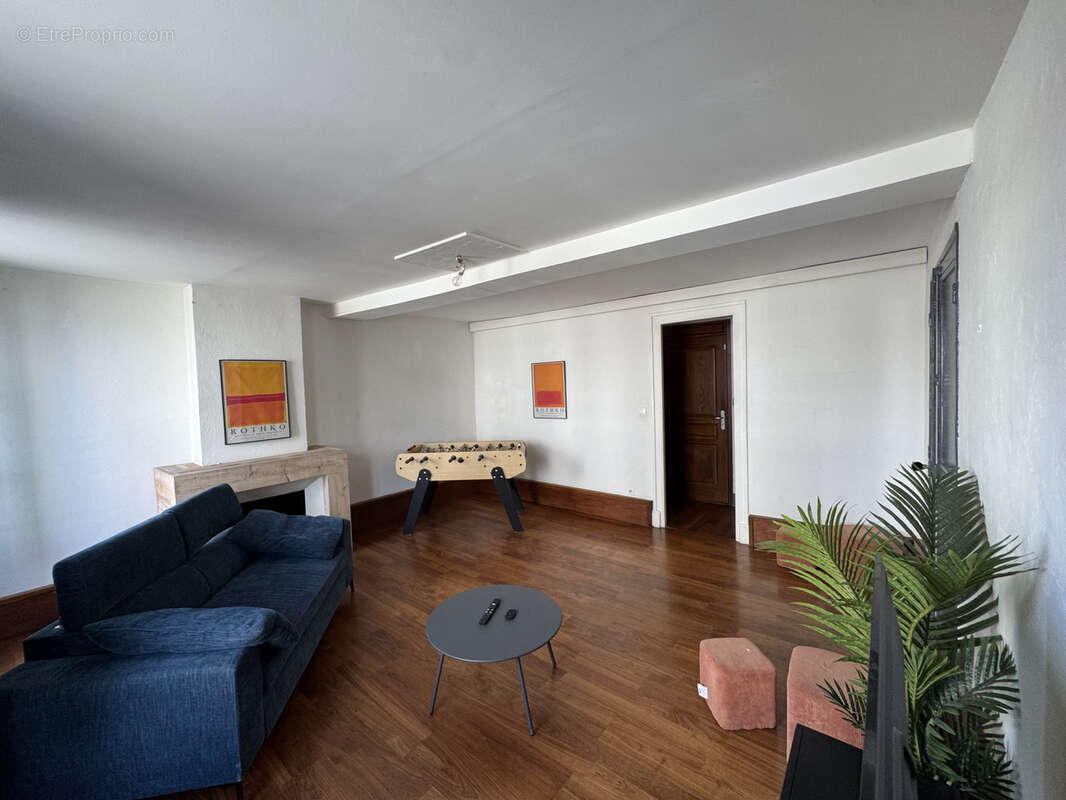 Appartement à ROMANS-SUR-ISERE