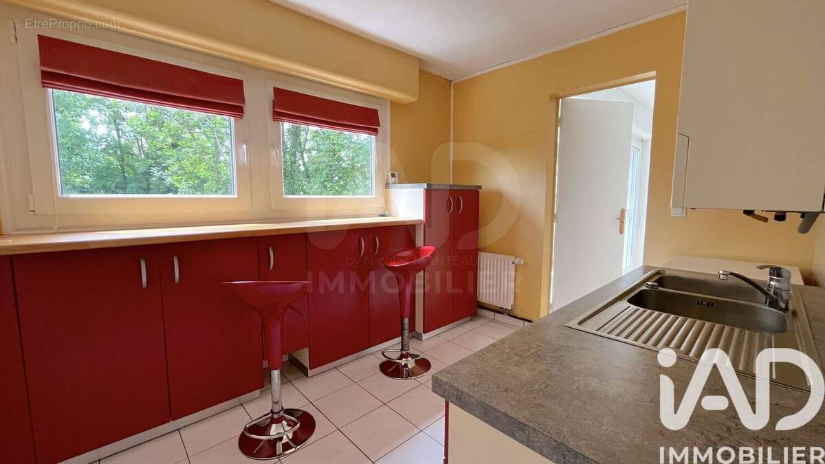 Photo 3 - Appartement à SAINT-JEAN-DE-BRAYE