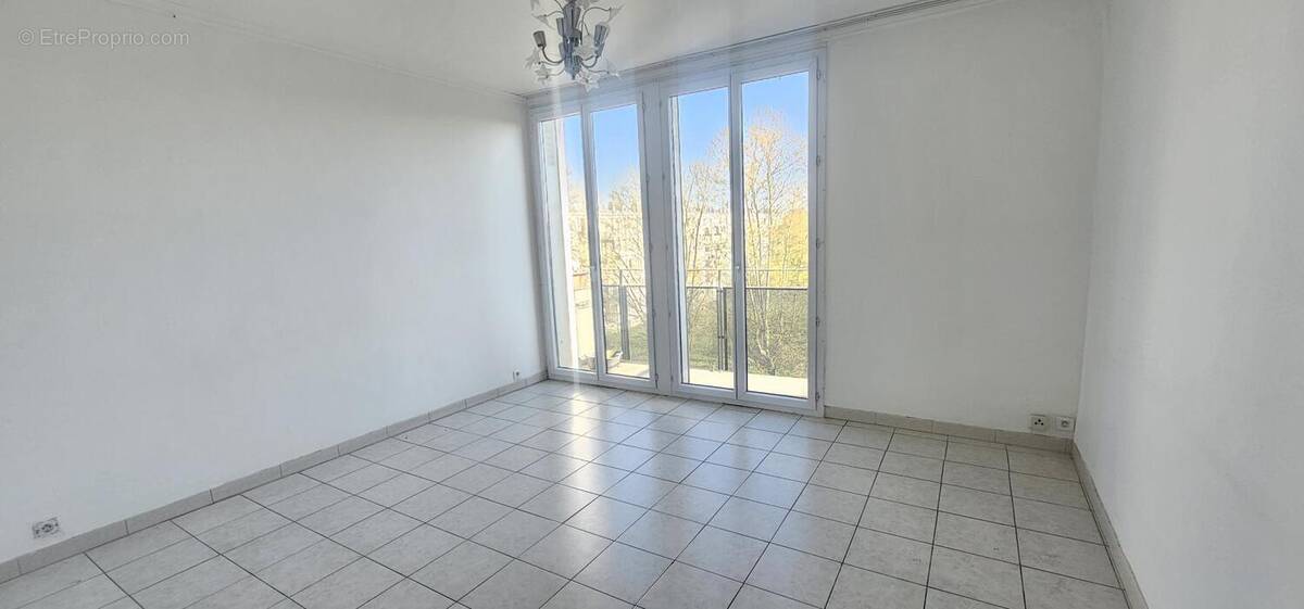Appartement à SAINT-PRIEST