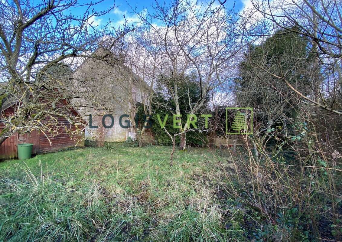 Terrain à VILLEBON-SUR-YVETTE