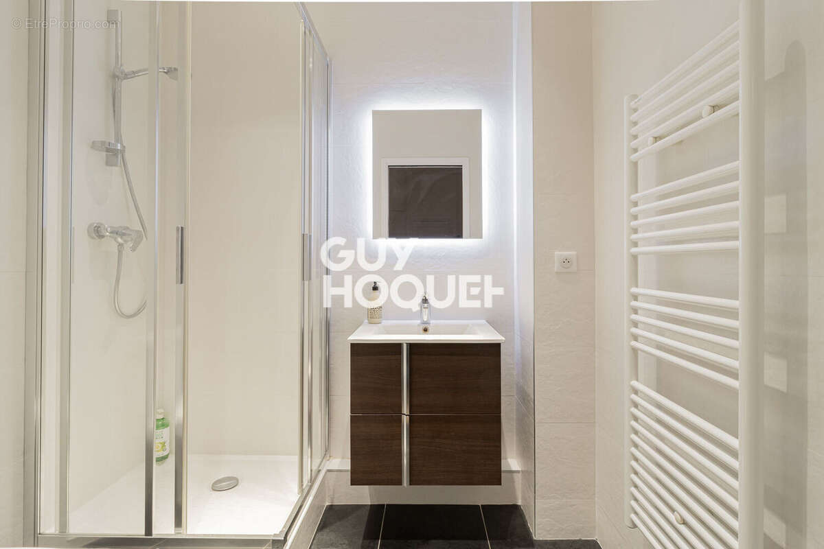 Appartement à PARIS-6E