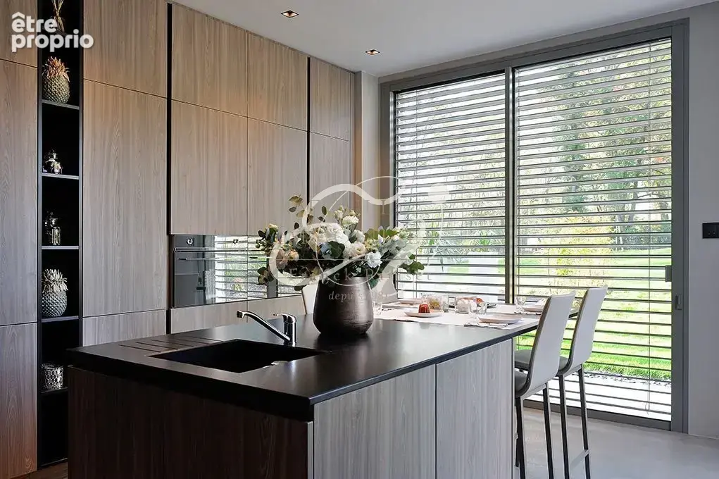Vente ecully 69130 maison architecte recente 6 pieces etat exceptionnel calme belles prestations - photo 4