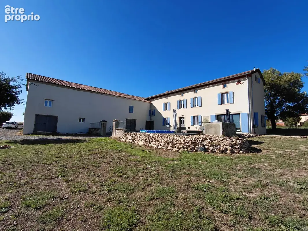 Maison à MONESTIES