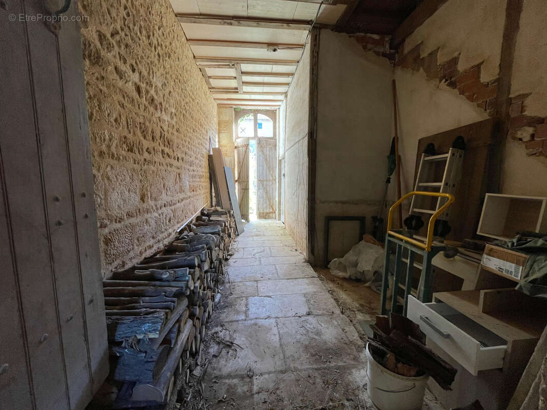Maison à CEAUX-EN-COUHE