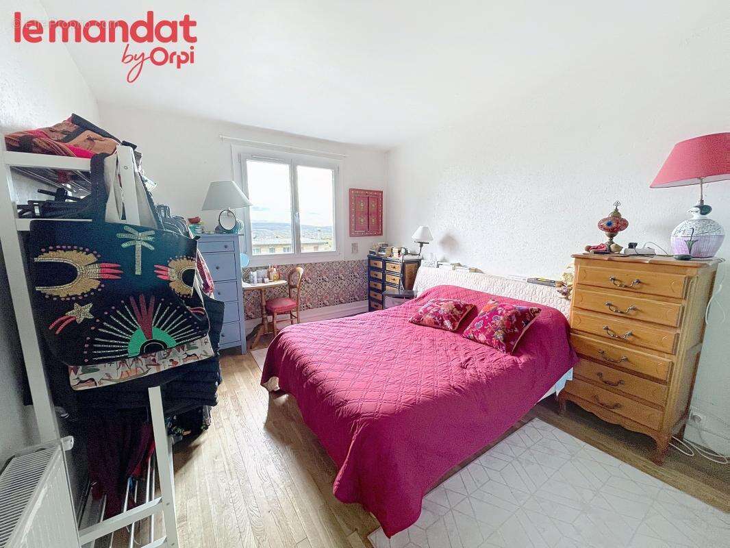 Appartement à MEULAN