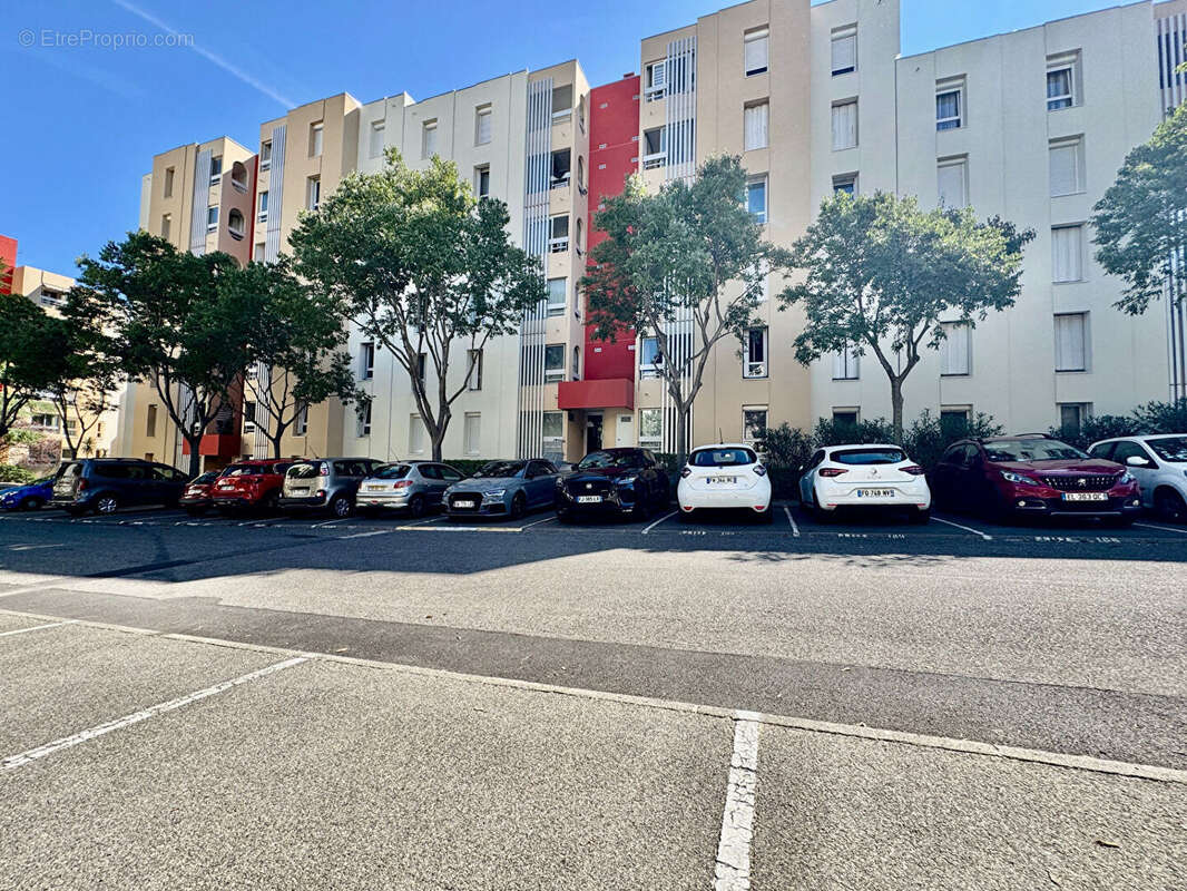 Appartement à MARSEILLE-12E