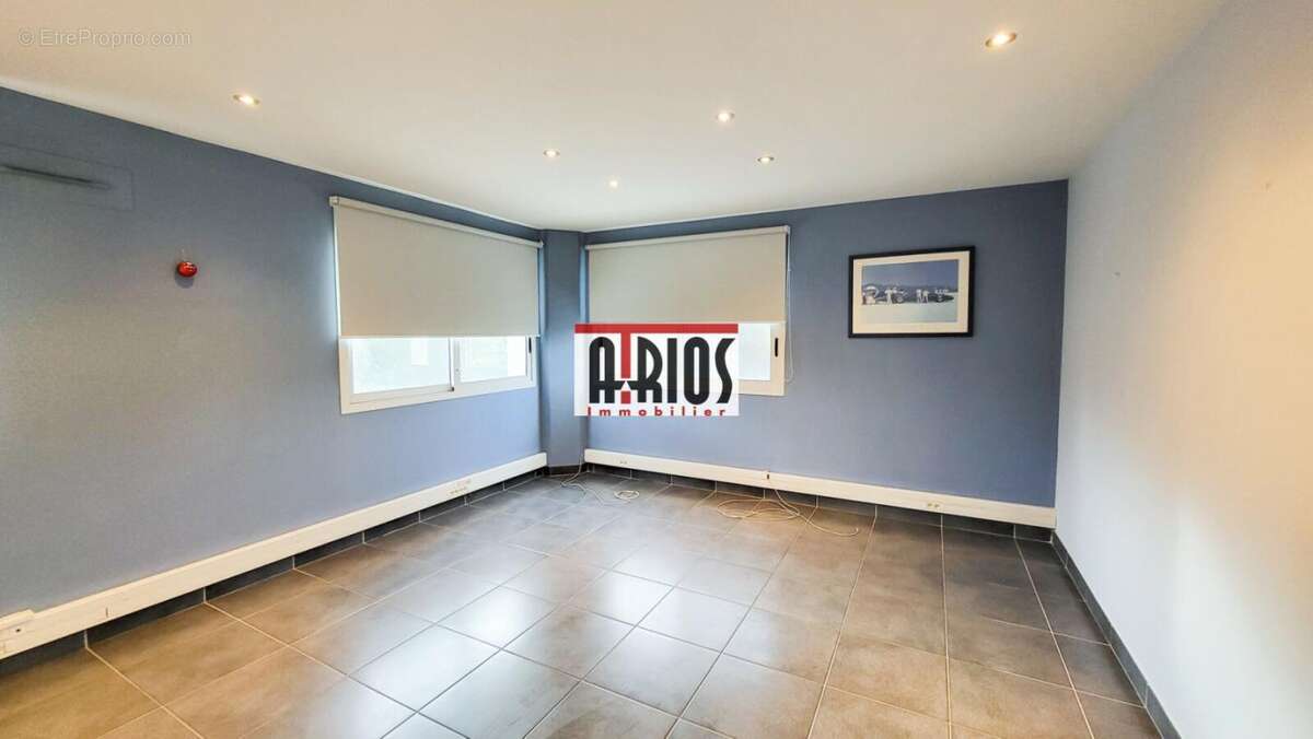 Commerce à SANARY-SUR-MER