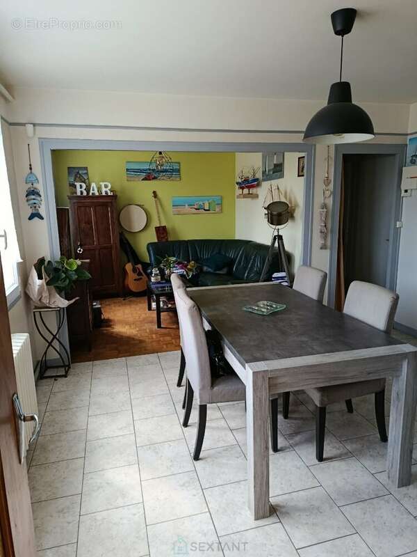 Maison à MONTRICHARD