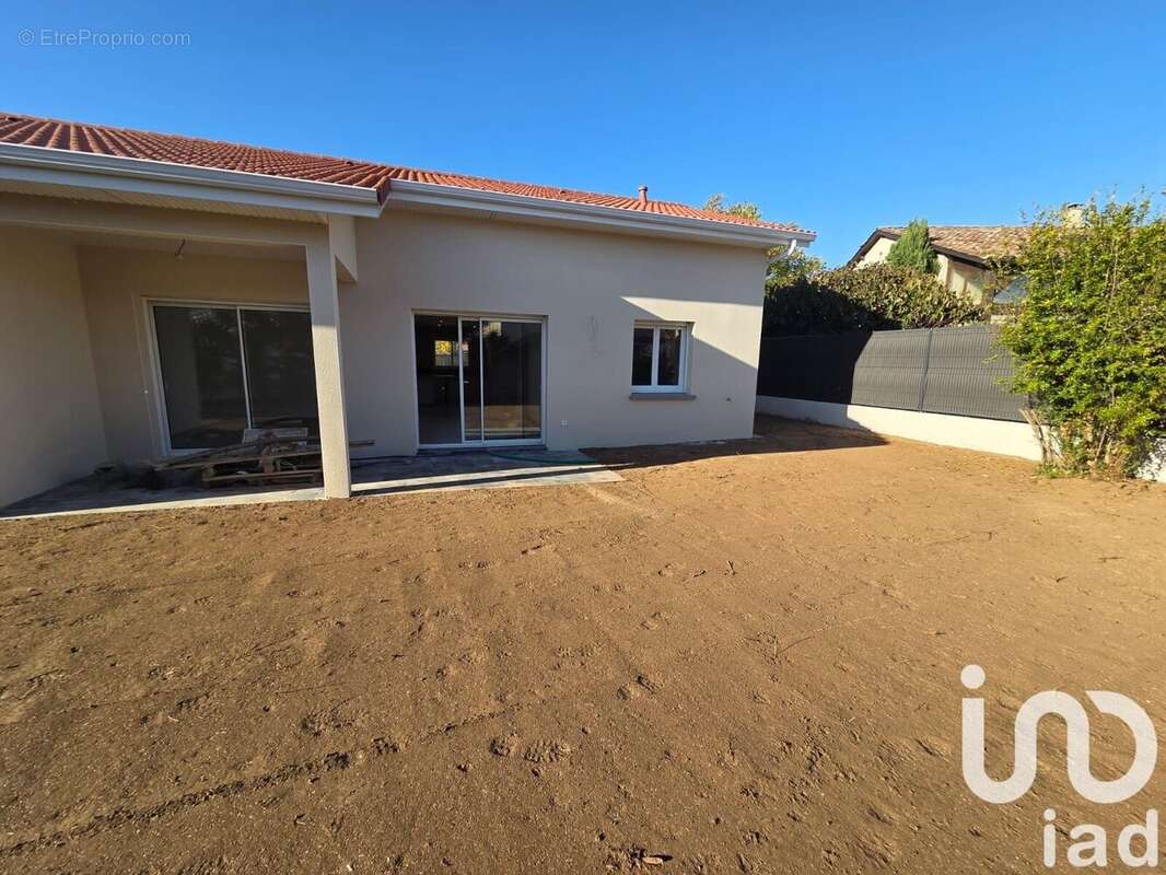 Photo 2 - Maison à SABLONS