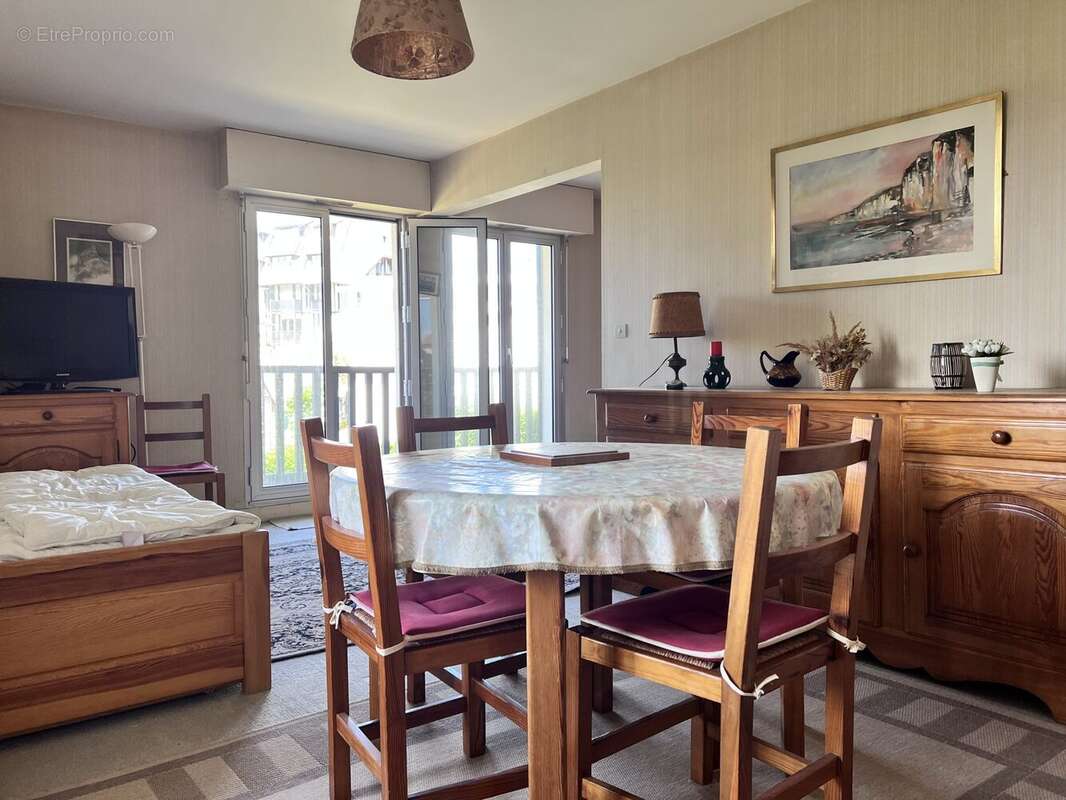 Appartement à BLONVILLE-SUR-MER