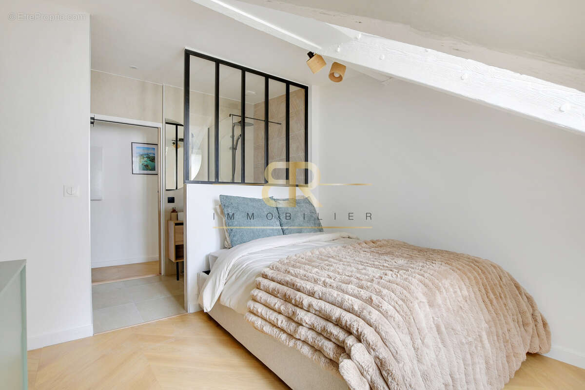 Appartement à PARIS-11E