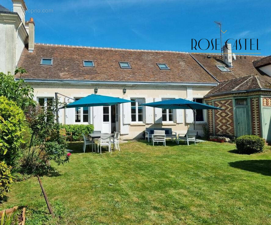 Maison à COURVILLE-SUR-EURE