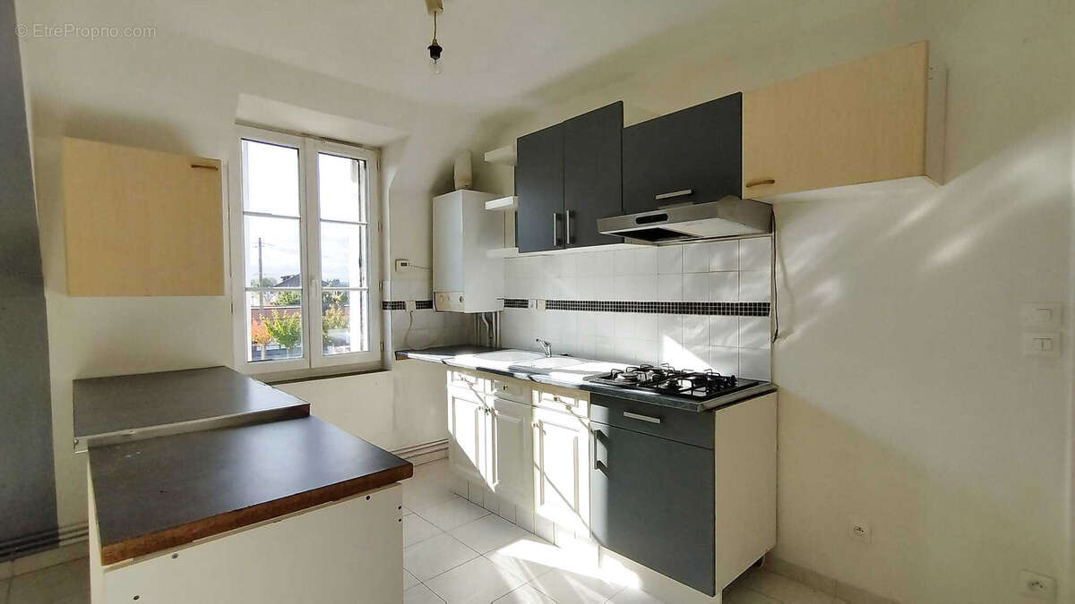 Appartement à HERMES