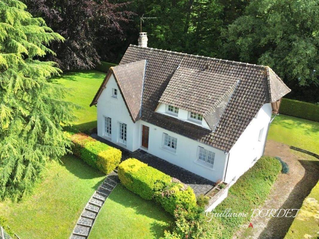 Maison à ARQUES-LA-BATAILLE