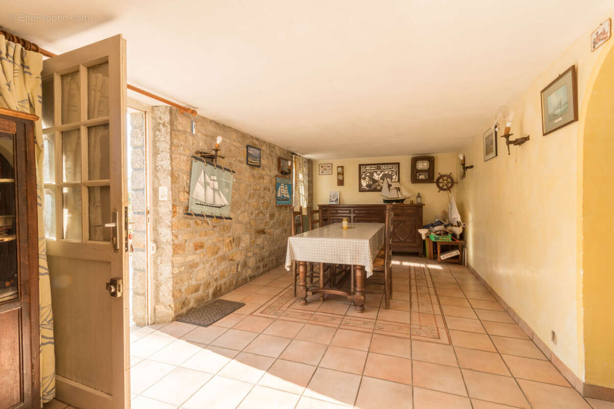 Maison à SAINT-MEDARD-SUR-ILLE