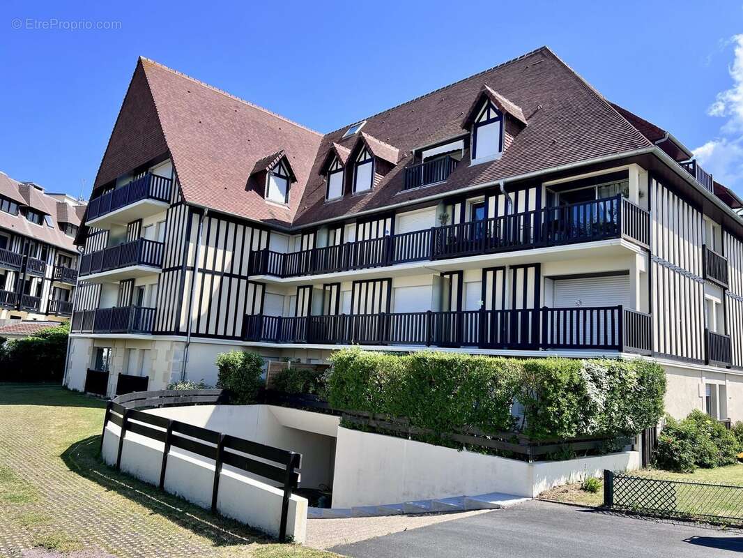Appartement à BLONVILLE-SUR-MER
