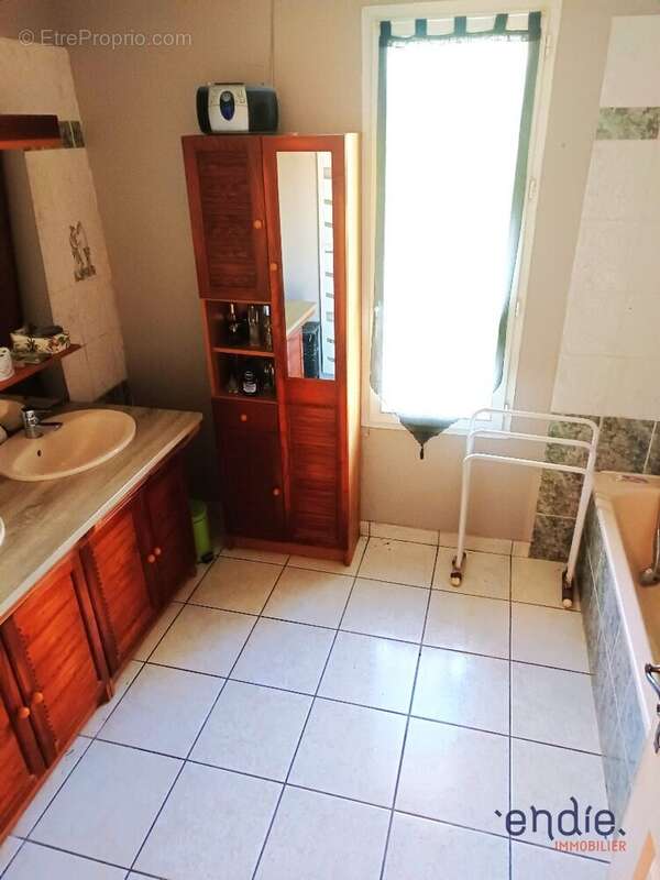 Maison à ORADOUR-SUR-GLANE