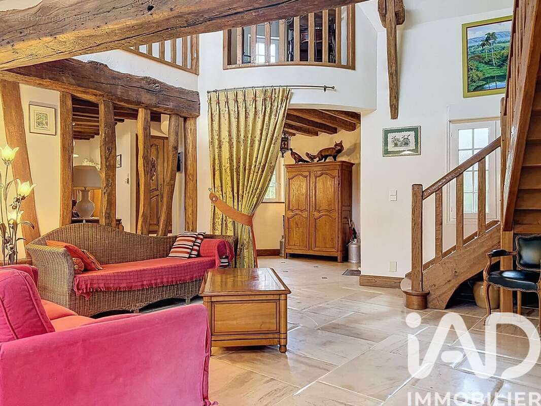 Maison 290 m² à Croisilles  - photo 2