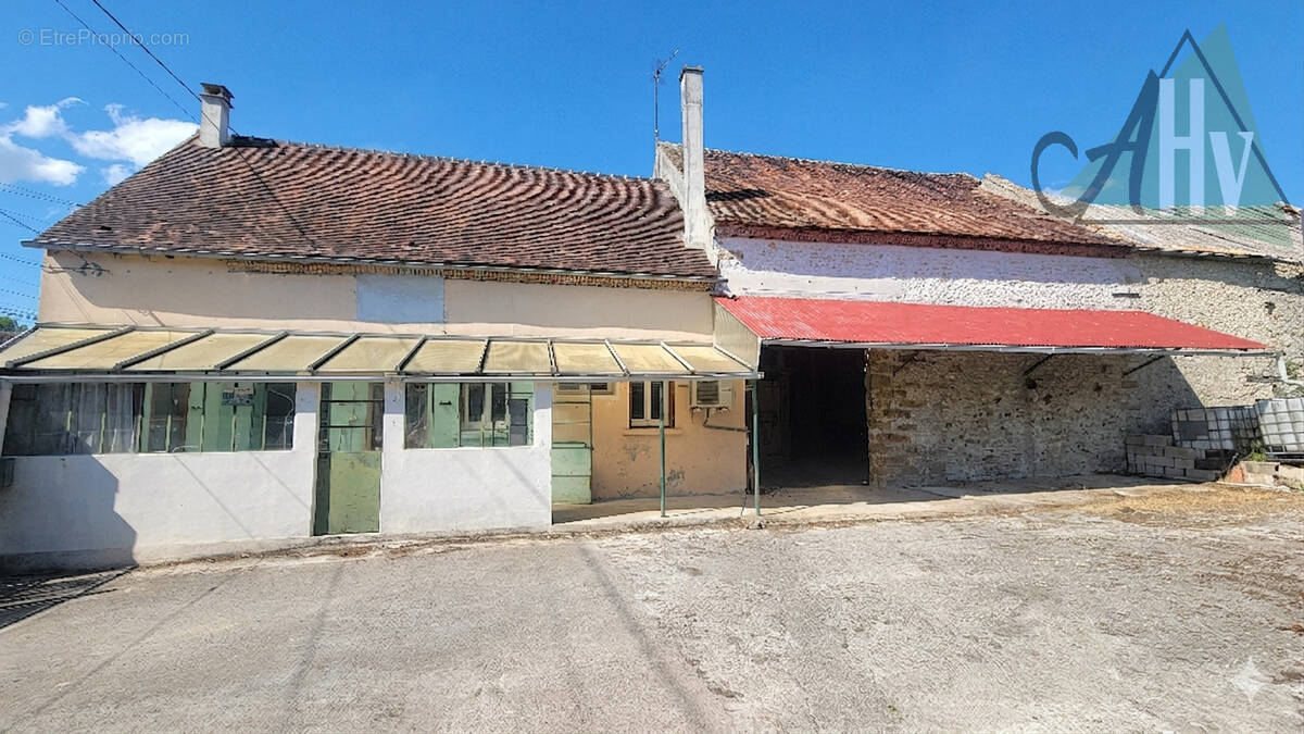 Maison à LUISETAINES