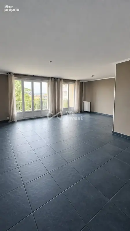 Appartement 4 pièces 80 m² à vendre à Decines-Charpieu (69150) - photo 5