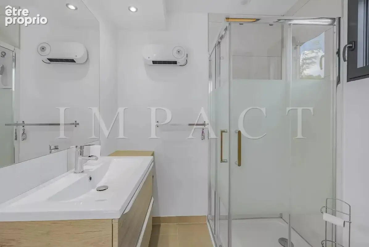 Mouans-Sartoux limite Mougins, Villa contemporaine de 220m2 avec piscine à vendre - photo 19