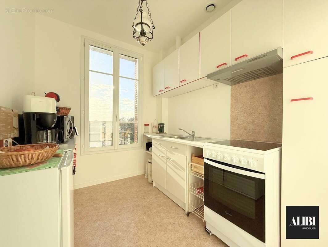 Appartement à SARTROUVILLE