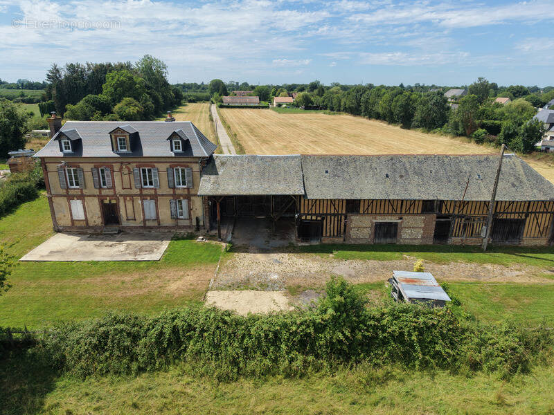 Maison à LA LANDE-SAINT-LEGER