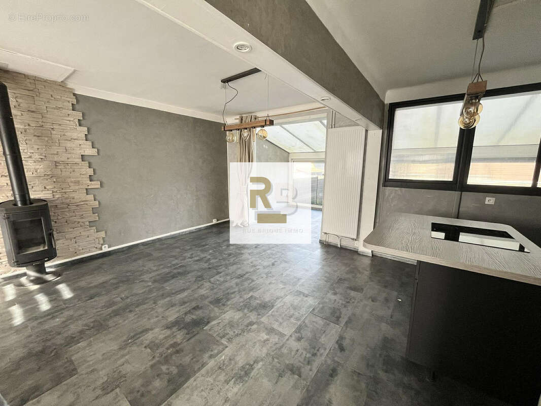 Maison à ELEU-DIT-LEAUWETTE