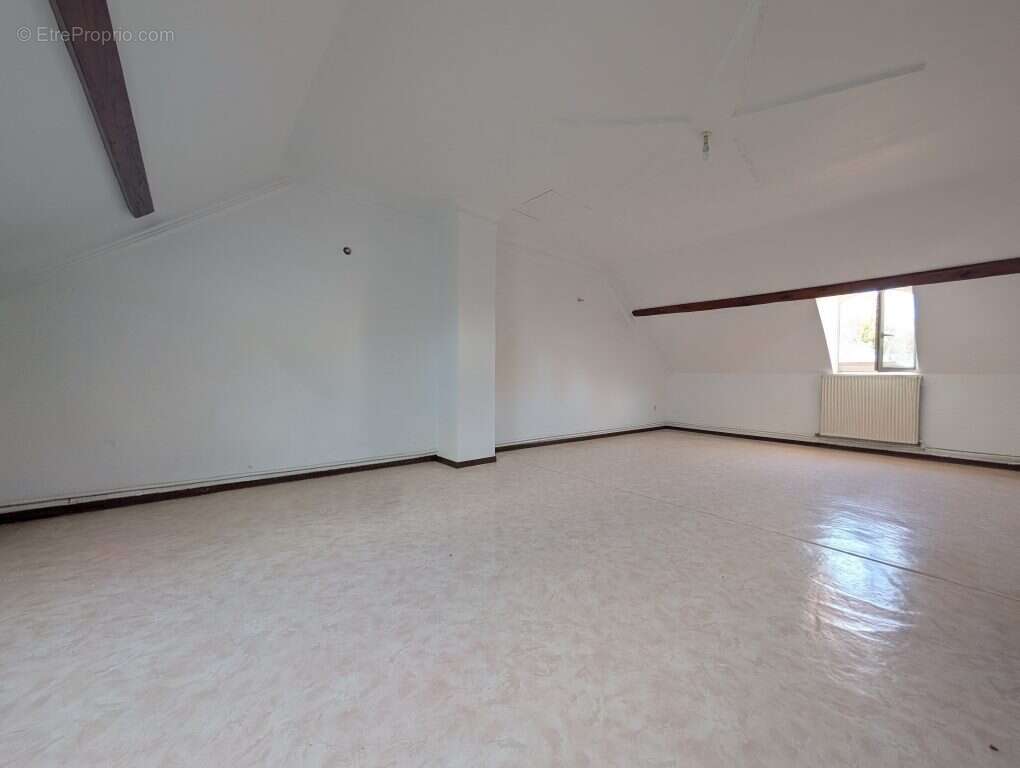 Maison à GILLY-LES-CITEAUX