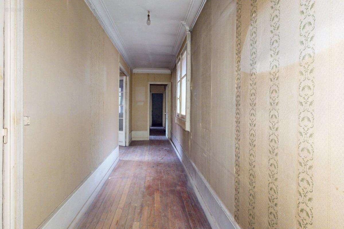 Appartement à ASNIERES-SUR-SEINE